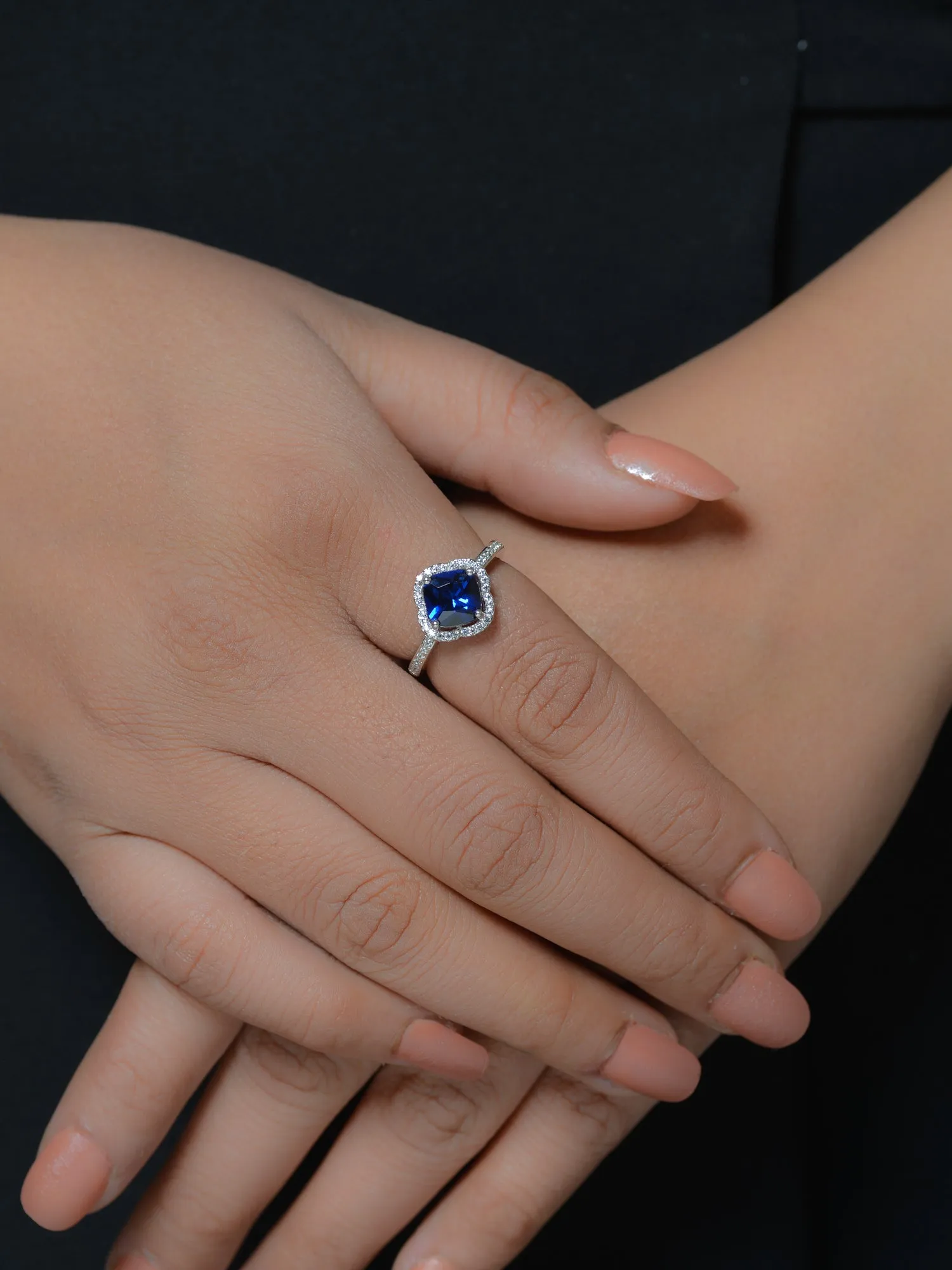1.5 Carat Blue Sapphire Flower Halo Ring For Women