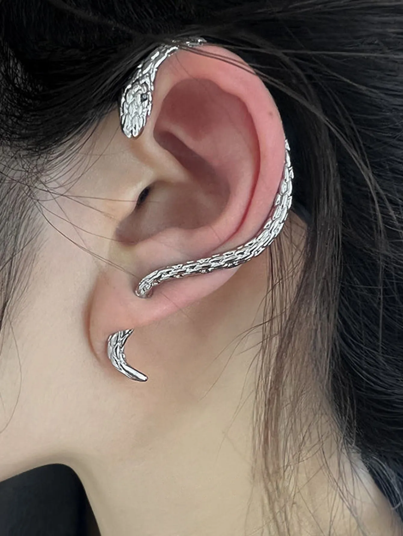 1pc Fashion Zinc Alloy Snake Design Ear Wrap For Women For Gift