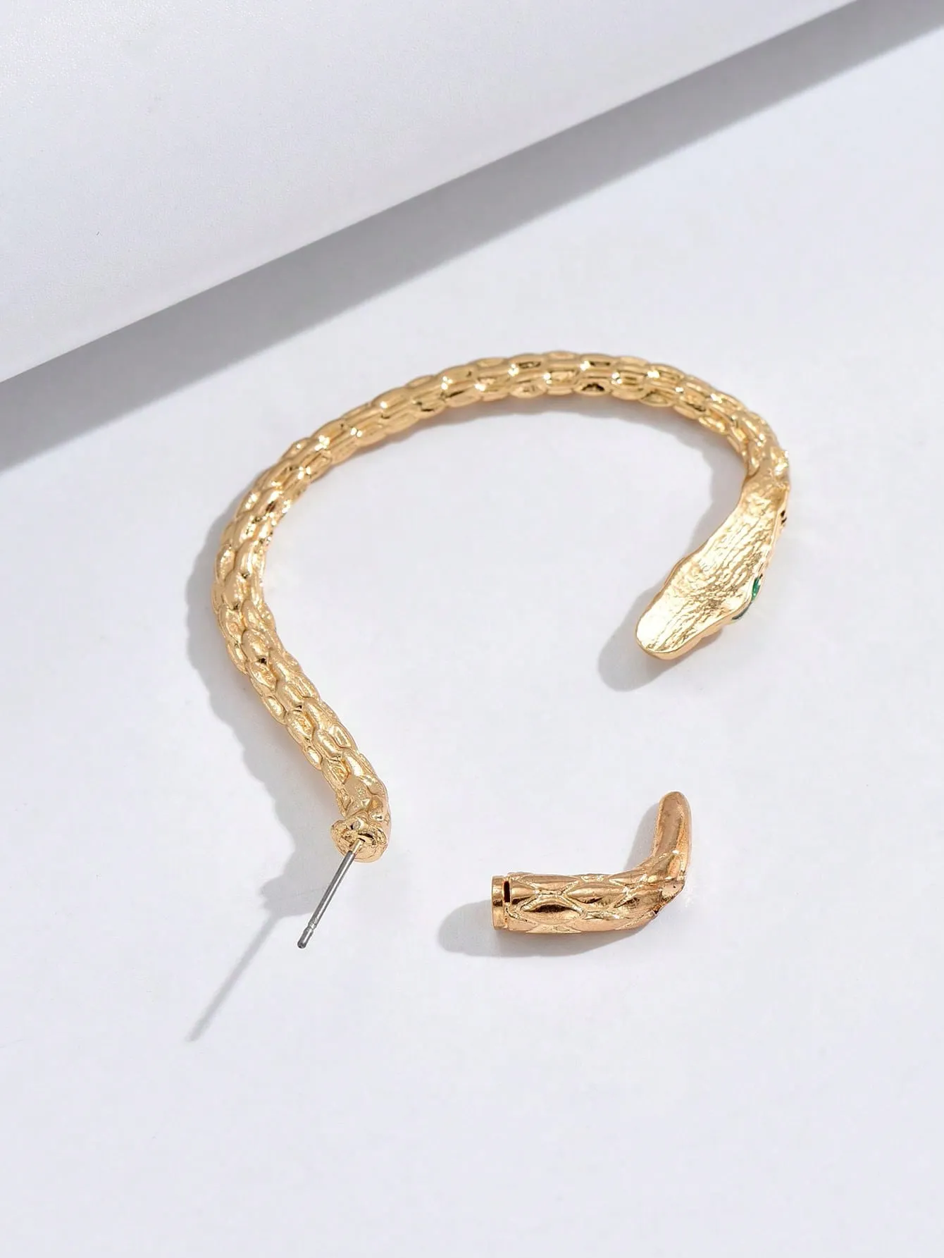 1pc Fashion Zinc Alloy Snake Design Ear Wrap For Women For Gift