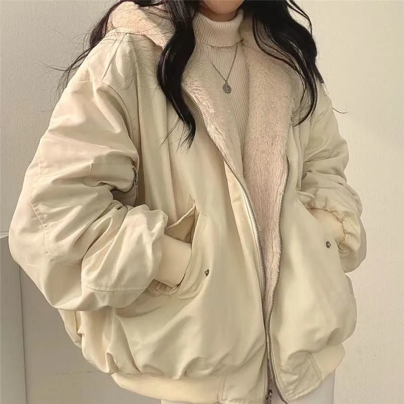 Women wearing lamb wool cotton coat